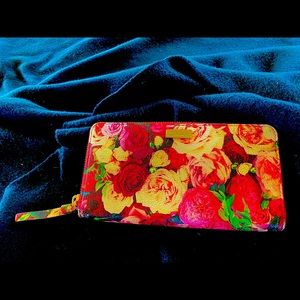 Kate Spade Floral Rose Wallet/Clutch Roses